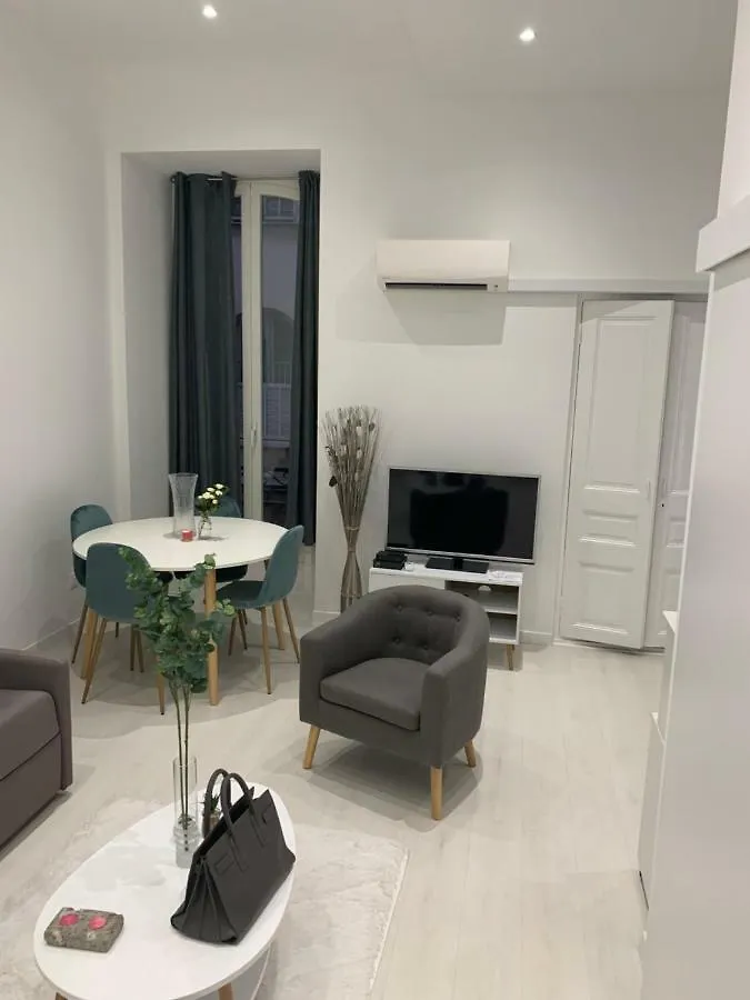 Apartamento Gustave Niza