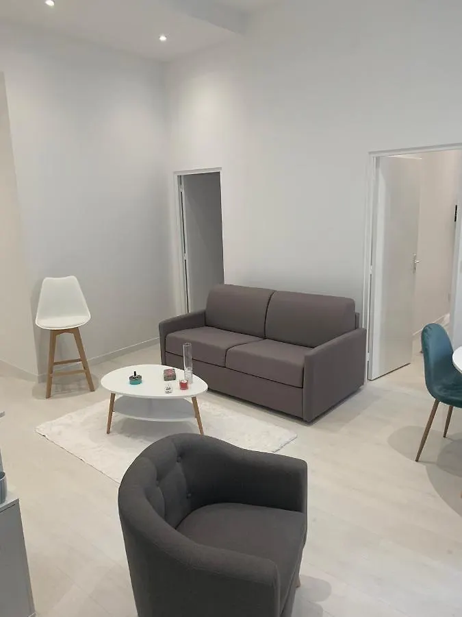 Gustave Apartment Nice